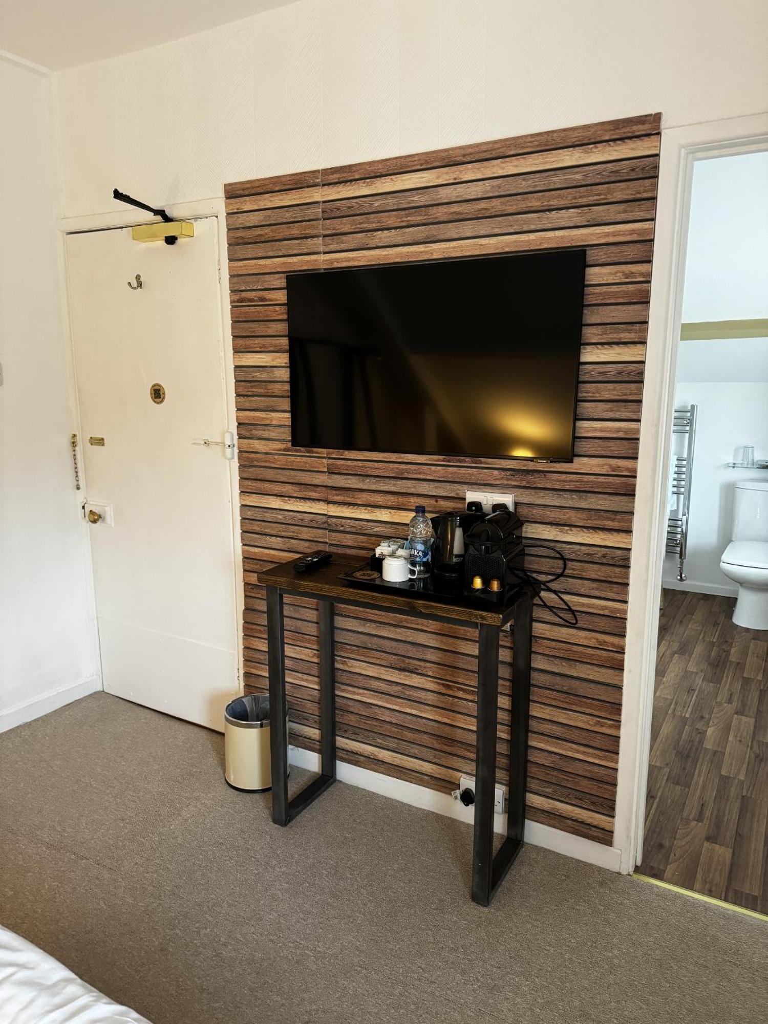 Watermead House Hotel 4*