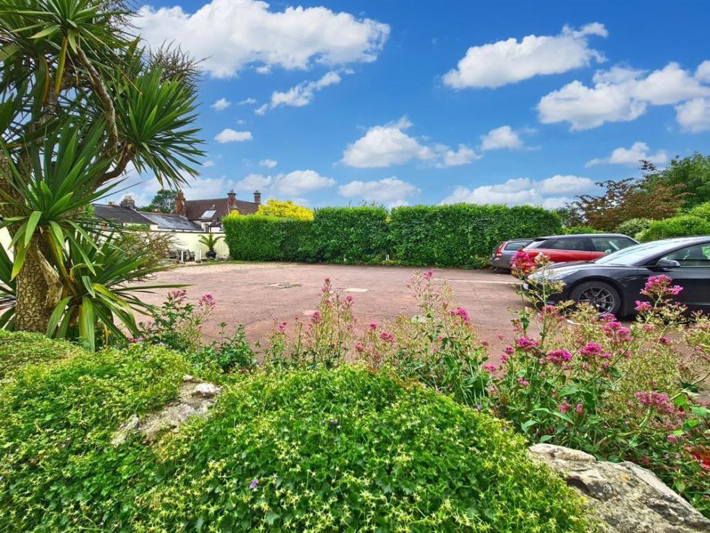 Watermead House Chard