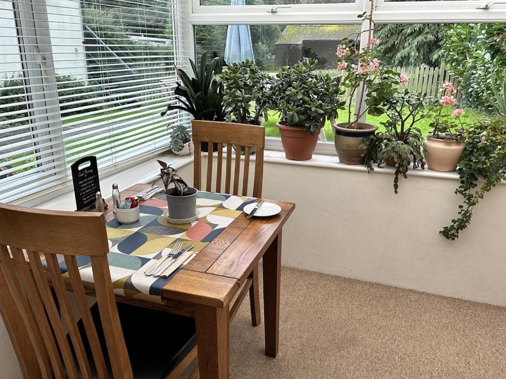 Watermead House 4* Chard