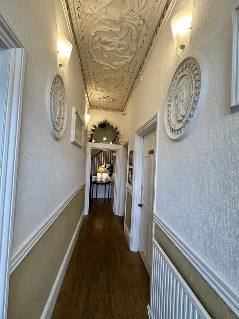 Watermead House Hotel 4*