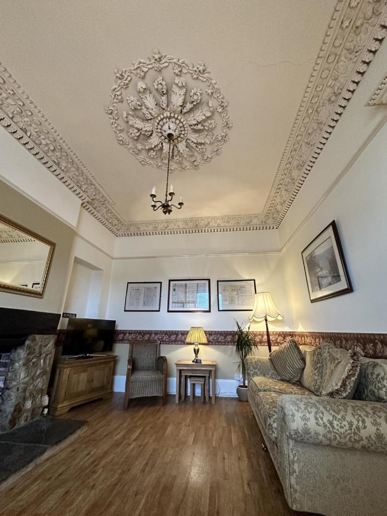 Watermead House 4* Chard