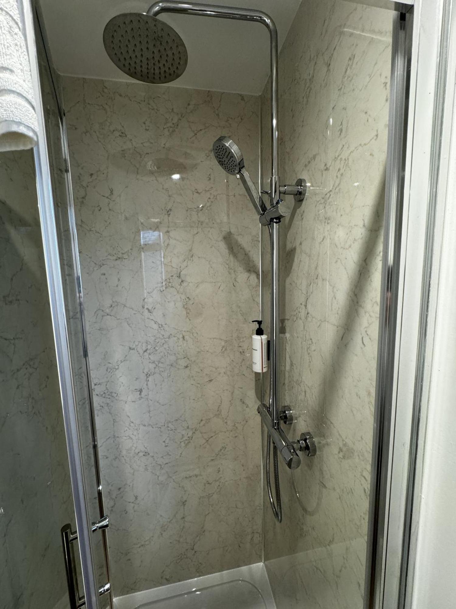 Watermead House 4*